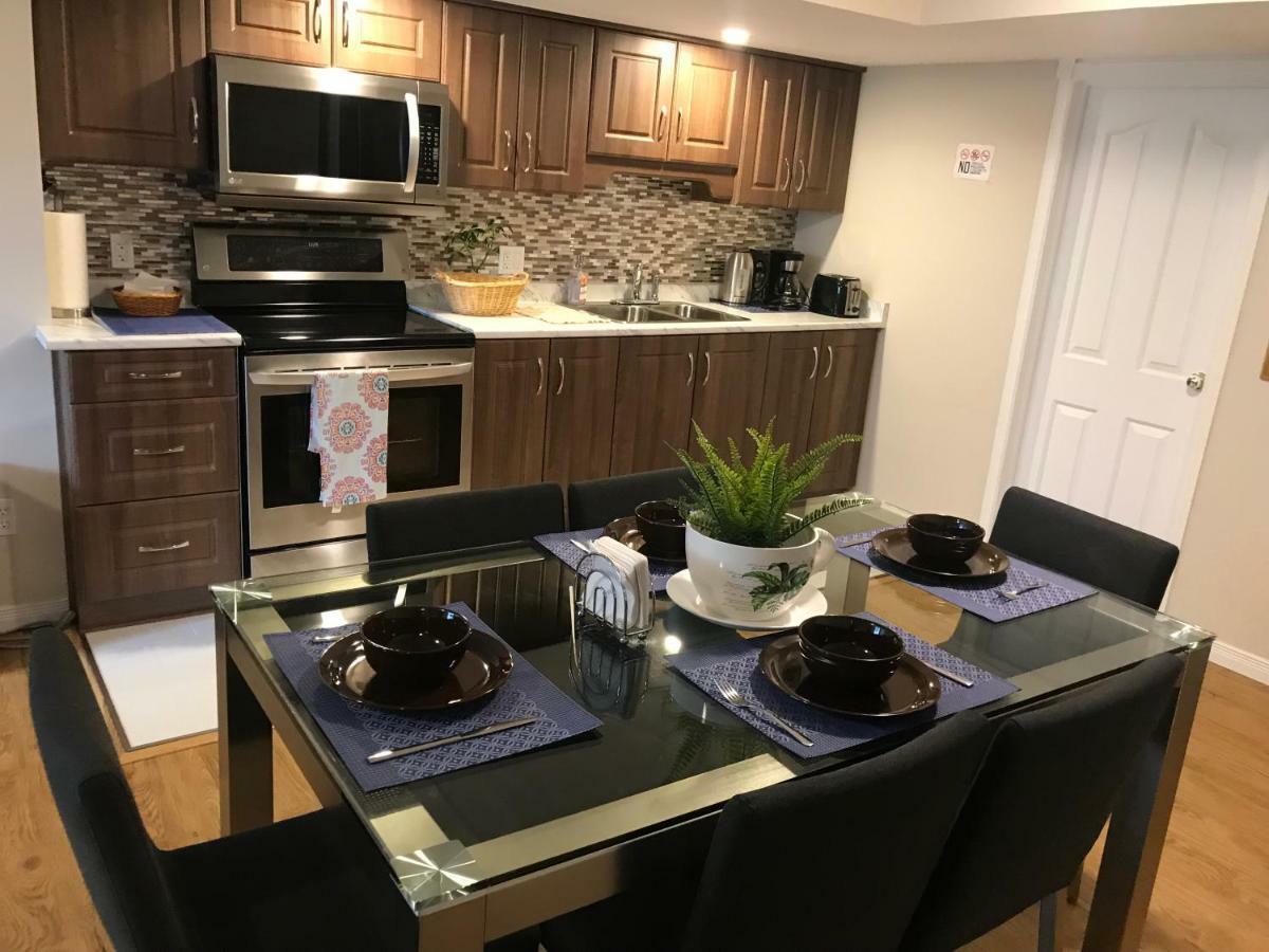 Self Check-In Spacious Apartment With Full Kitchen 渥太華 外观 照片